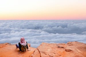 Read more about the article Experience Bedouin culture and float in the Dead Sea, here are the 9 best things to do in Jordan