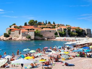 Read more about the article Montenegro’s best beaches are ringed by beautiful scenery