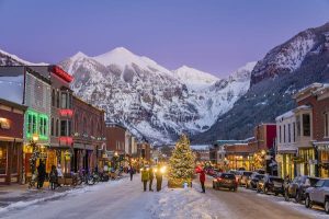 Read more about the article 6 great US winter resorts you can enjoy even if you hate skiing