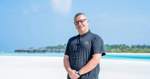 Read more about the article The Standard, Huruvalhi Maldives announces Wellness Star Program with Dr. R…