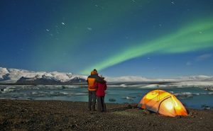 Read more about the article How to plan a trip to see the northern lights in Scandinavia and Iceland