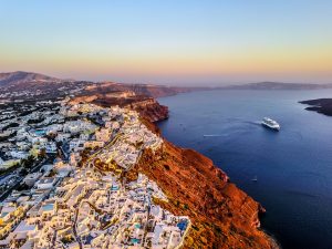 Read more about the article Mykonos and Santorini Trip: Itinerary & Guide