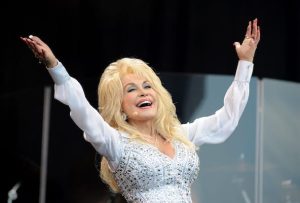 Read more about the article Where to pay homage to Dolly Parton in Tennessee