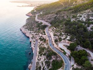 Read more about the article 5 spectacular road trips in Spain