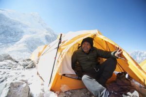 Read more about the article 15 things to know about trekking to Everest Base Camp