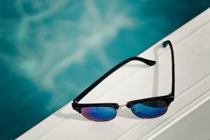 Read more about the article Stylish Outdoor Gear: Polarized Eyeglasses for Active Travelers