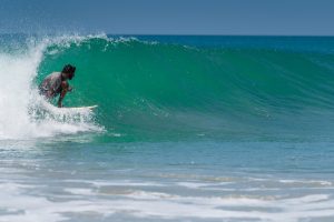 Read more about the article Surf’s Up! Exploring the Best Surf Spots in Australia