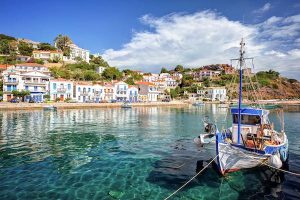 Read more about the article Traveling to Greece using points & miles in 2023
