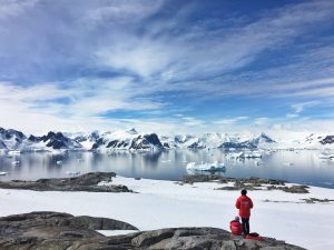 Read more about the article Antarctica Seasons: When to go on an expedition?