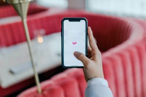 Read more about the article 5 Tips and Tricks in Navigating Insurance Claims After a Lyft Accident