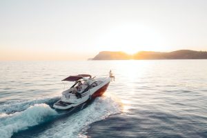 Read more about the article How to Choose a Perfect Boat for Your Vacation