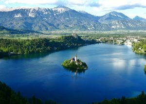 Read more about the article Lake Bled Day Trip From Ljubljana: Ultimate Guide