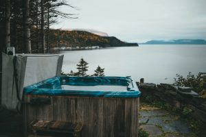 Read more about the article Reasons why you should book a weekend hot tub break