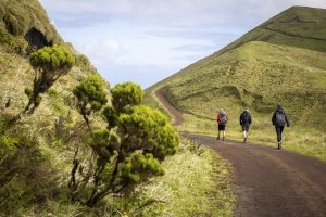 Read more about the article 7 best hikes in the Azores