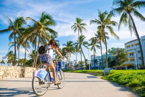 Read more about the article How to visit Miami on a budget