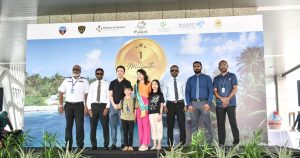 Read more about the article Maldives Welcomes Sutapa Amornvivat, the One Millionth Tourist of 2024