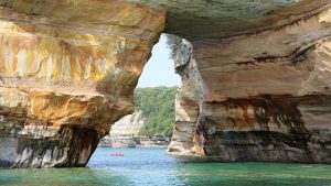 Read more about the article A first-time guide to Michigan’s Upper Peninsula: explore the outdoors