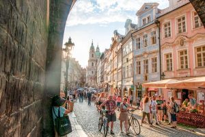 Read more about the article Choose the best time for your trip to Prague with this seasonal guide