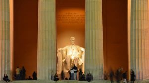 Read more about the article How to spend a perfect 24 hours in Washington, DC