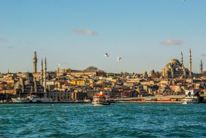 Read more about the article Golden Time in Timeless Waters: Why Choose the Bosphorus Sunset Cruise?