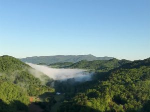 Read more about the article Me-time in the Mountains: A Guide for Solo Adventures in the Smokies