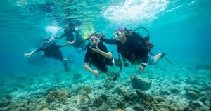 Read more about the article Women’s Dive Month With A Splash Of Global Sisterhood