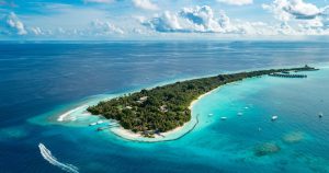 Read more about the article Kuramathi Maldives Voted Top 20 Indian Ocean Resorts in Condé Nast Travele…