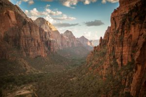 Read more about the article Zion National Park Trip Costs: What to Expect for Lodging, Food, and Activities
