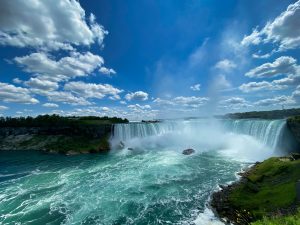 Read more about the article How to Visit Niagara Falls from Toronto: A Complete Guide for First-Time Visitors