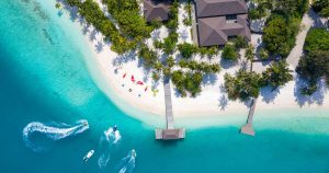 Read more about the article Fiyavalhu Resort Maldives Wins Two Prestigious Titles at the 2025 World Lux…