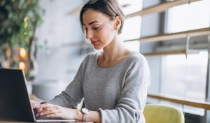 Read more about the article Refurbished Travel Laptops [Save Money & Reduce Waste]